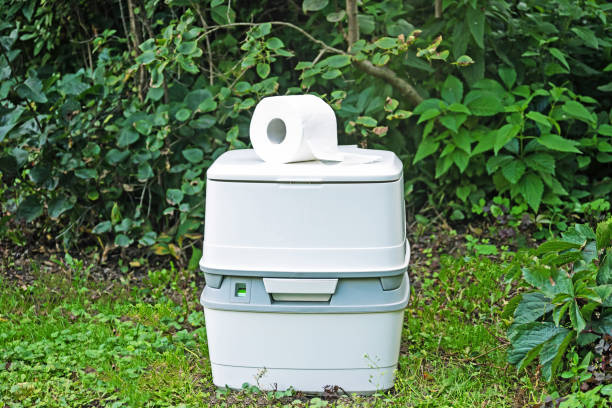 Best Portable toilet rental cost  in Rochester, MI